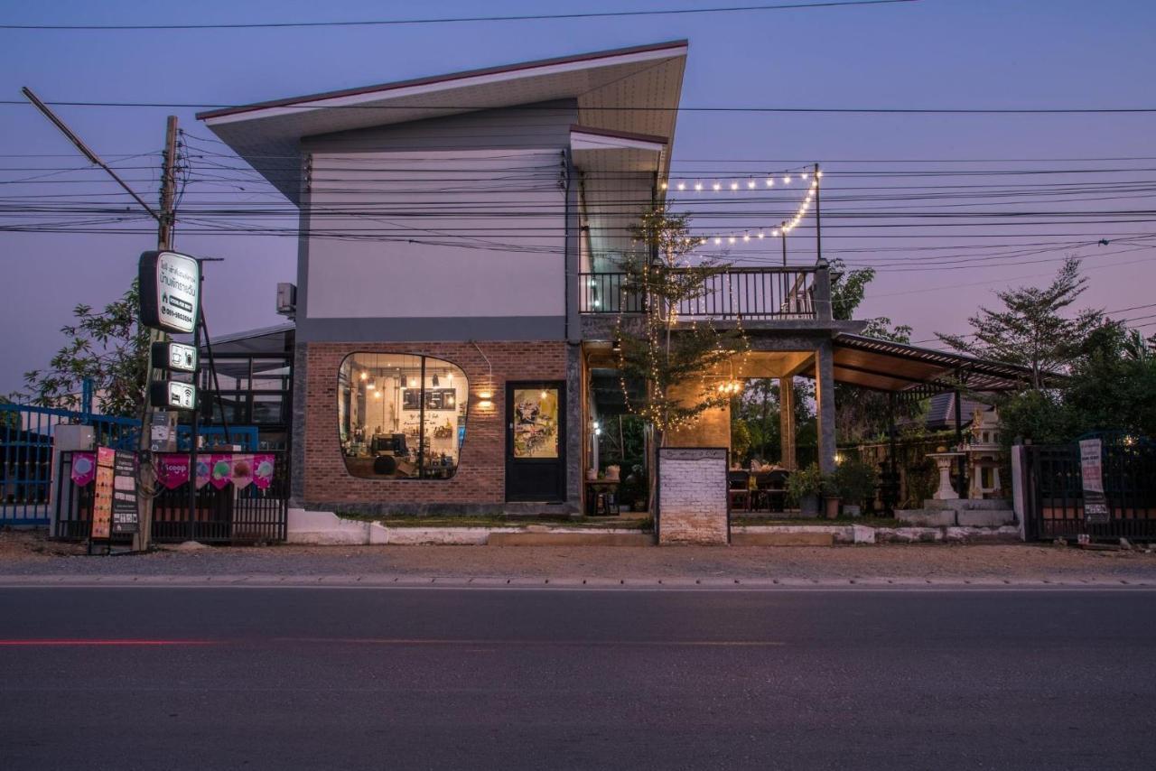 Yoji House And Cafe Pansiyon Ban Wiang Dış mekan fotoğraf